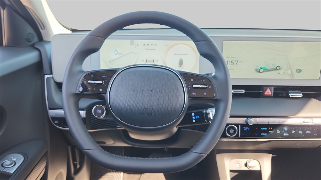2025 Hyundai Ioniq 5 SEL photo 12