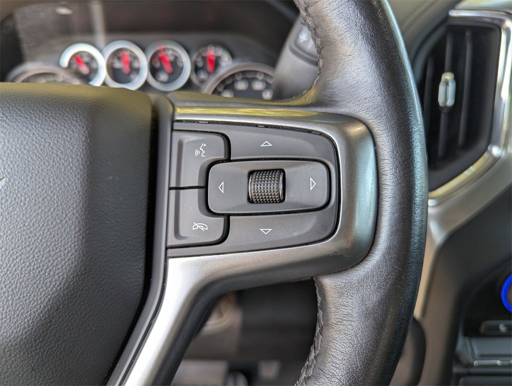 2022 Chevrolet Silverado 1500 LT photo 21