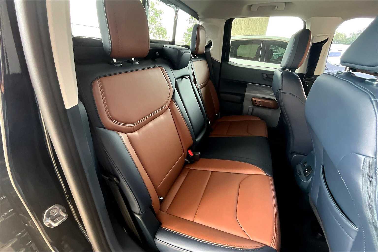 2024 Ford Maverick Lariat photo 18