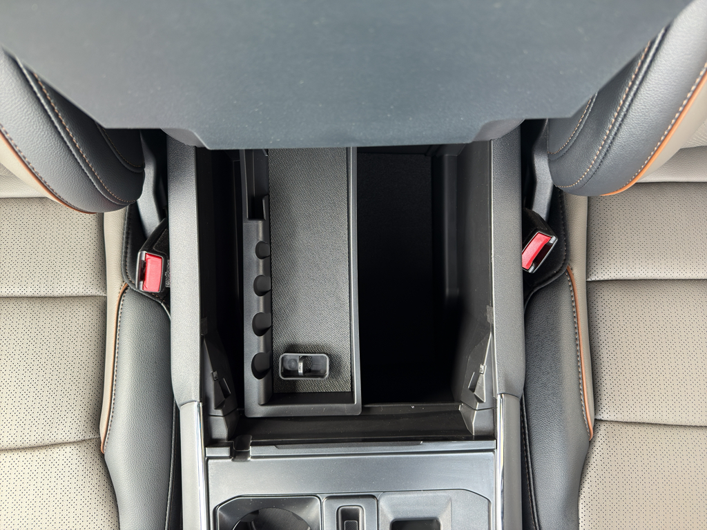 2025 Ford F-150 Lariat photo 23