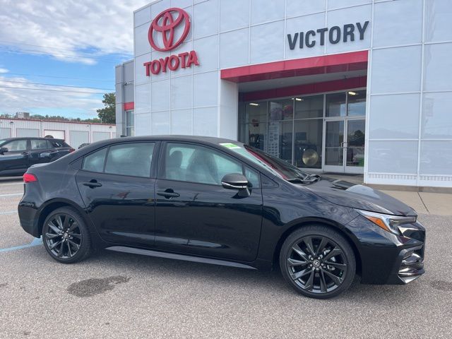 2025 Toyota Corolla SE's photo