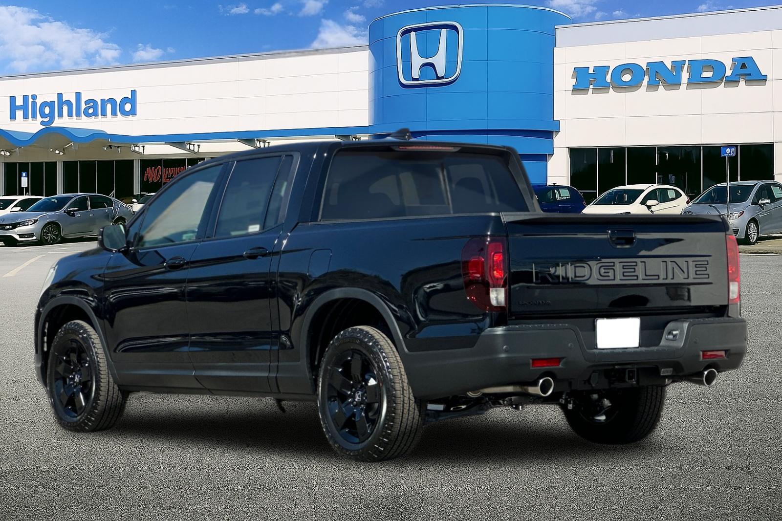 2026 Honda Ridgeline Black Edition photo 3