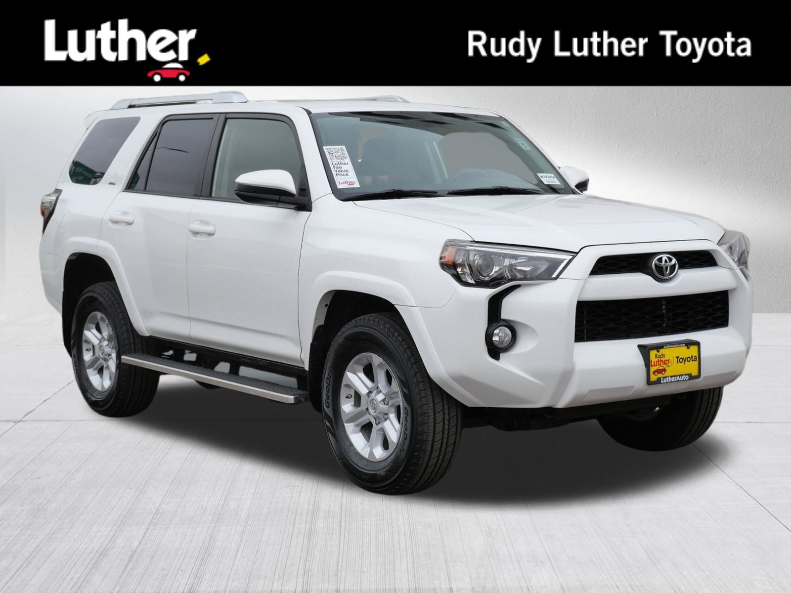 2018 Toyota 4Runner SR5's photo