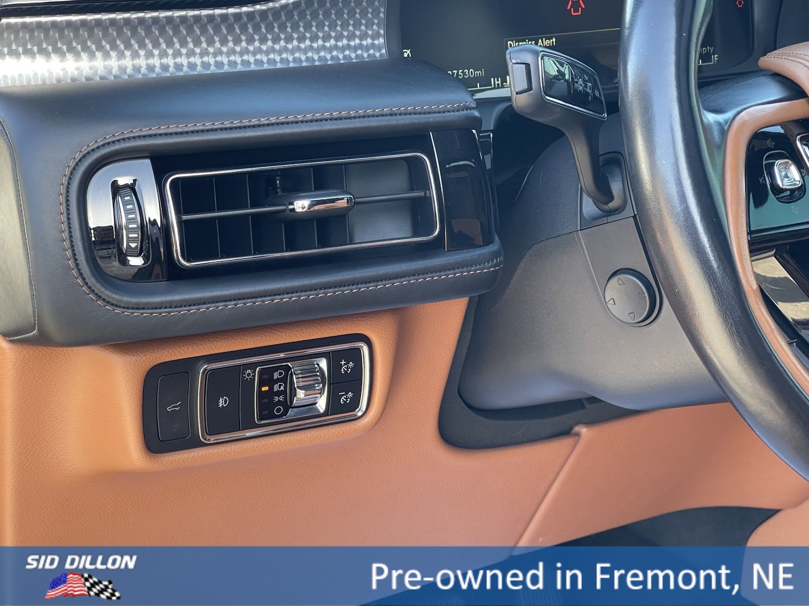 2020 Lincoln Aviator Black Label photo 7