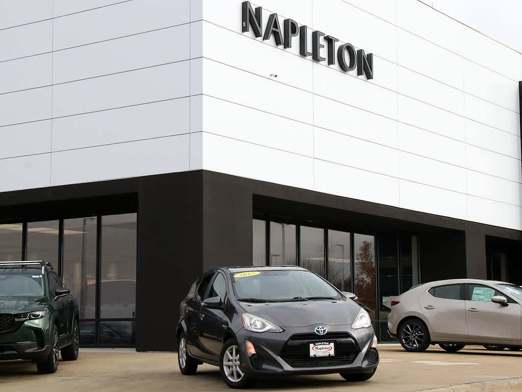 2015 Toyota Prius c Three's photo