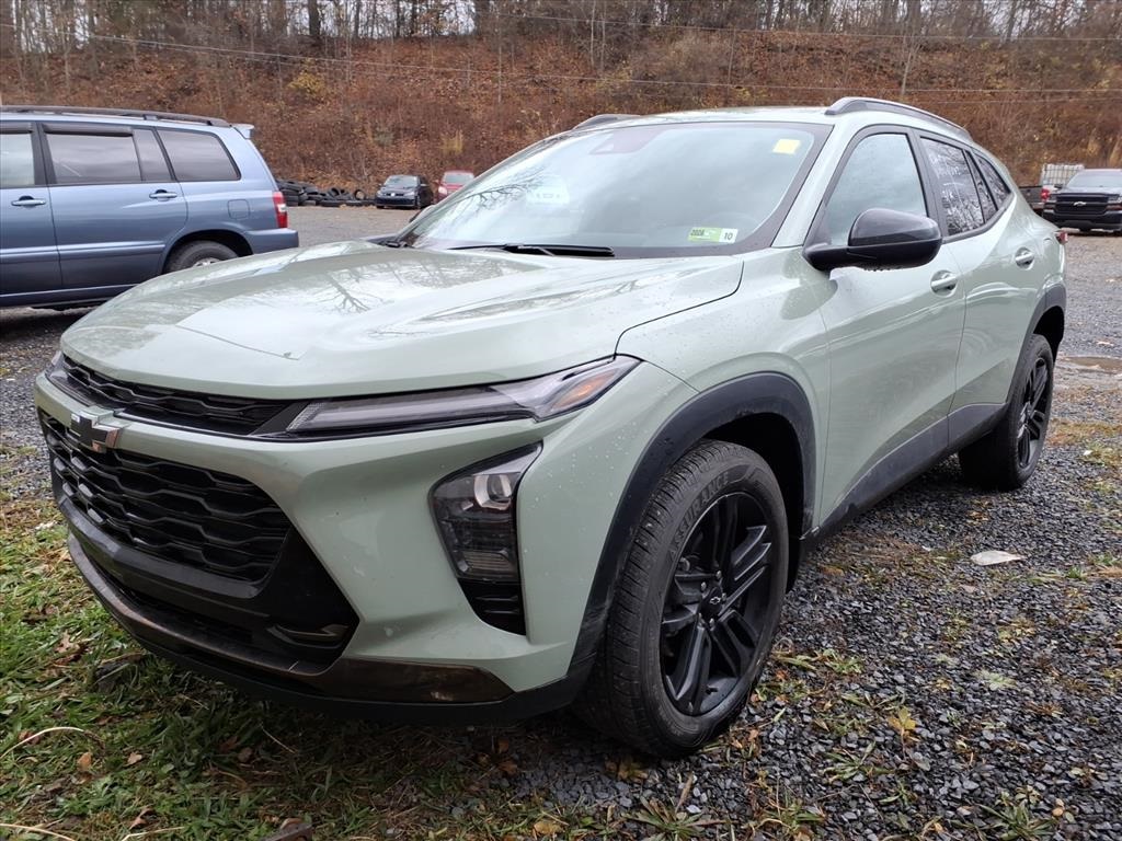 2024 Chevrolet Trax ACTIV photo 2