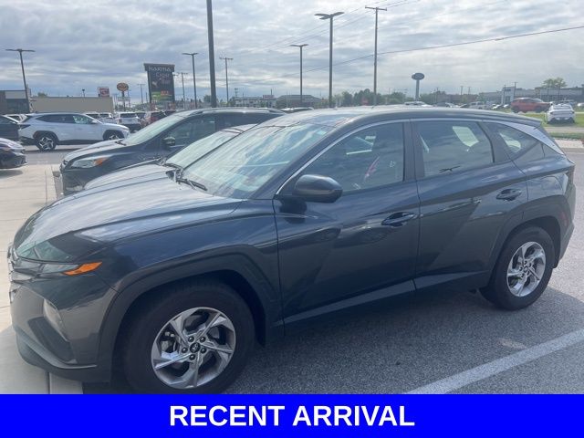 2023 Hyundai Tucson SE photo 3