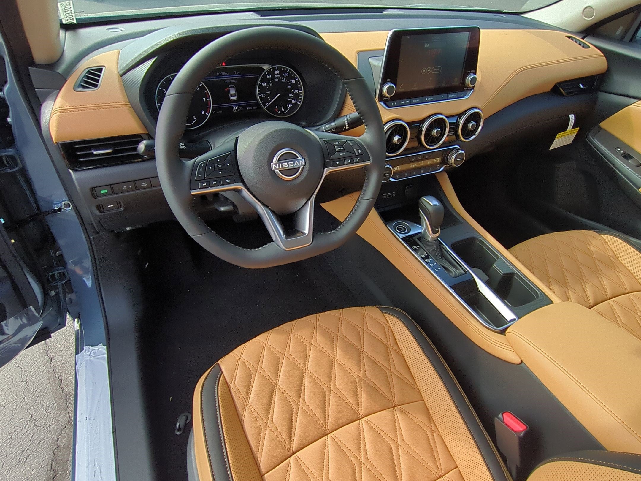 2025 Nissan Sentra SV photo 7