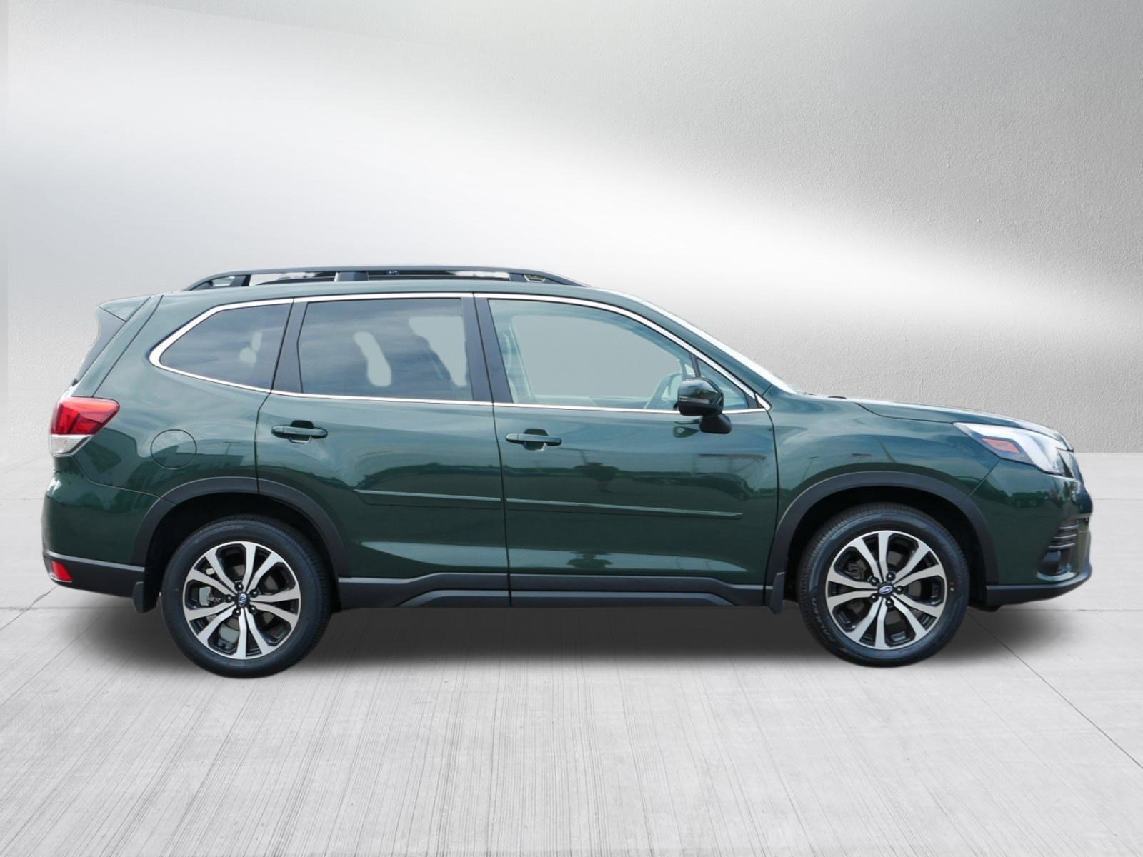2023 Subaru Forester Limited photo 8