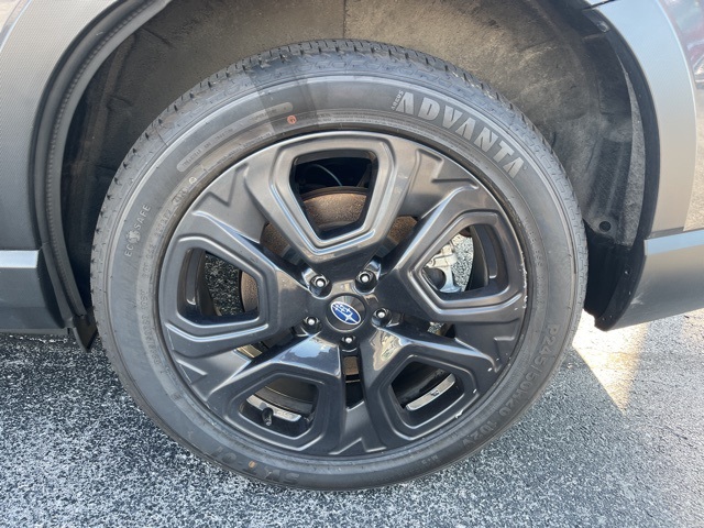 2023 Subaru Ascent Onyx Edition photo 3