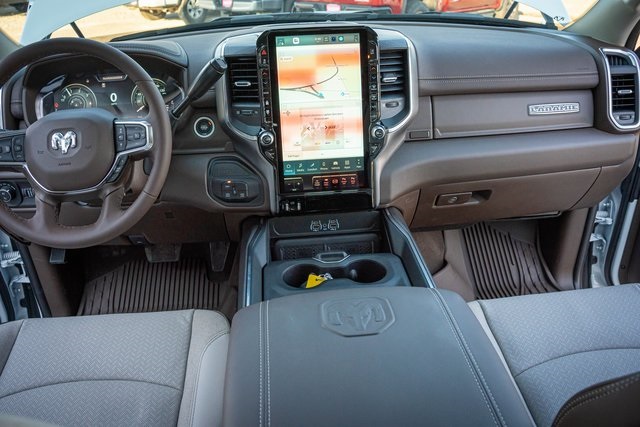 2026 Ram 3500 Laramie photo 31