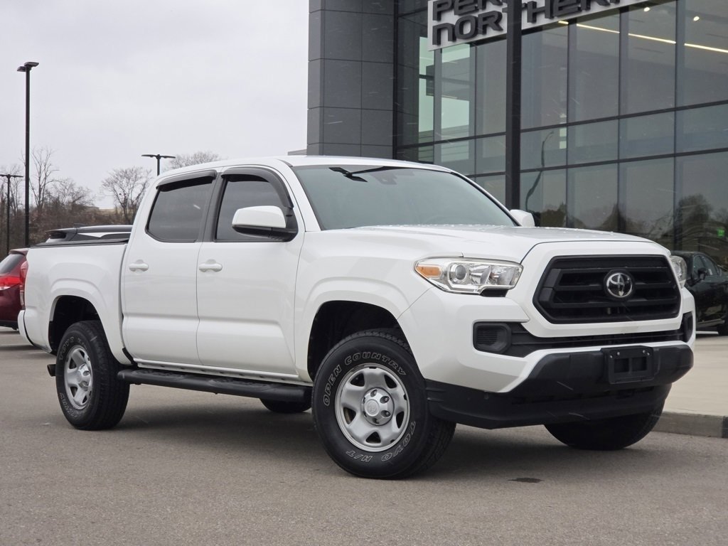 Used 2020 Toyota Tacoma SR with VIN 5TFAX5GN2LX166871 for sale in Fort Wright, KY
