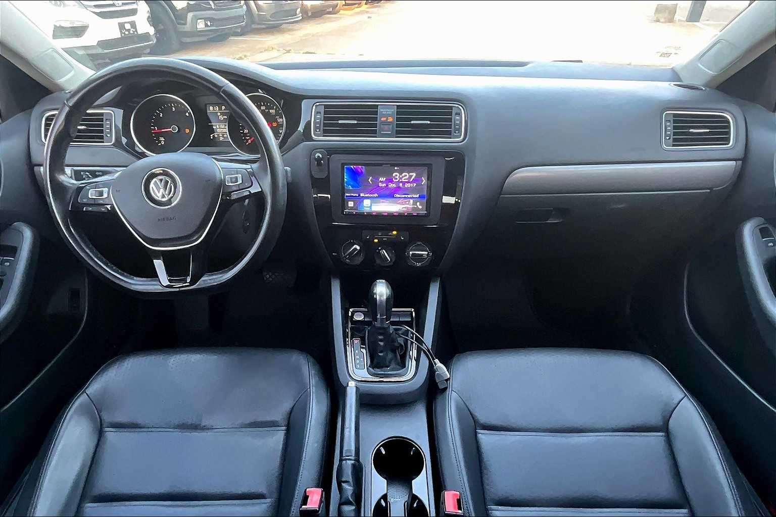 2015 Volkswagen Jetta 2.0 TDI SE photo 13
