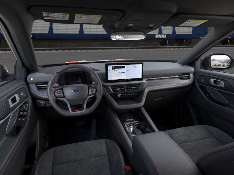 2025 Ford Explorer ST photo 9