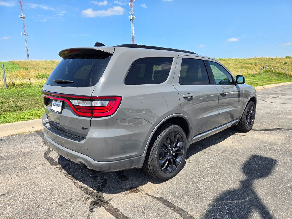 2025 Dodge Durango GT photo 3