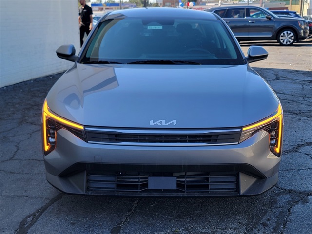 2025 Kia K4 LXS photo 9