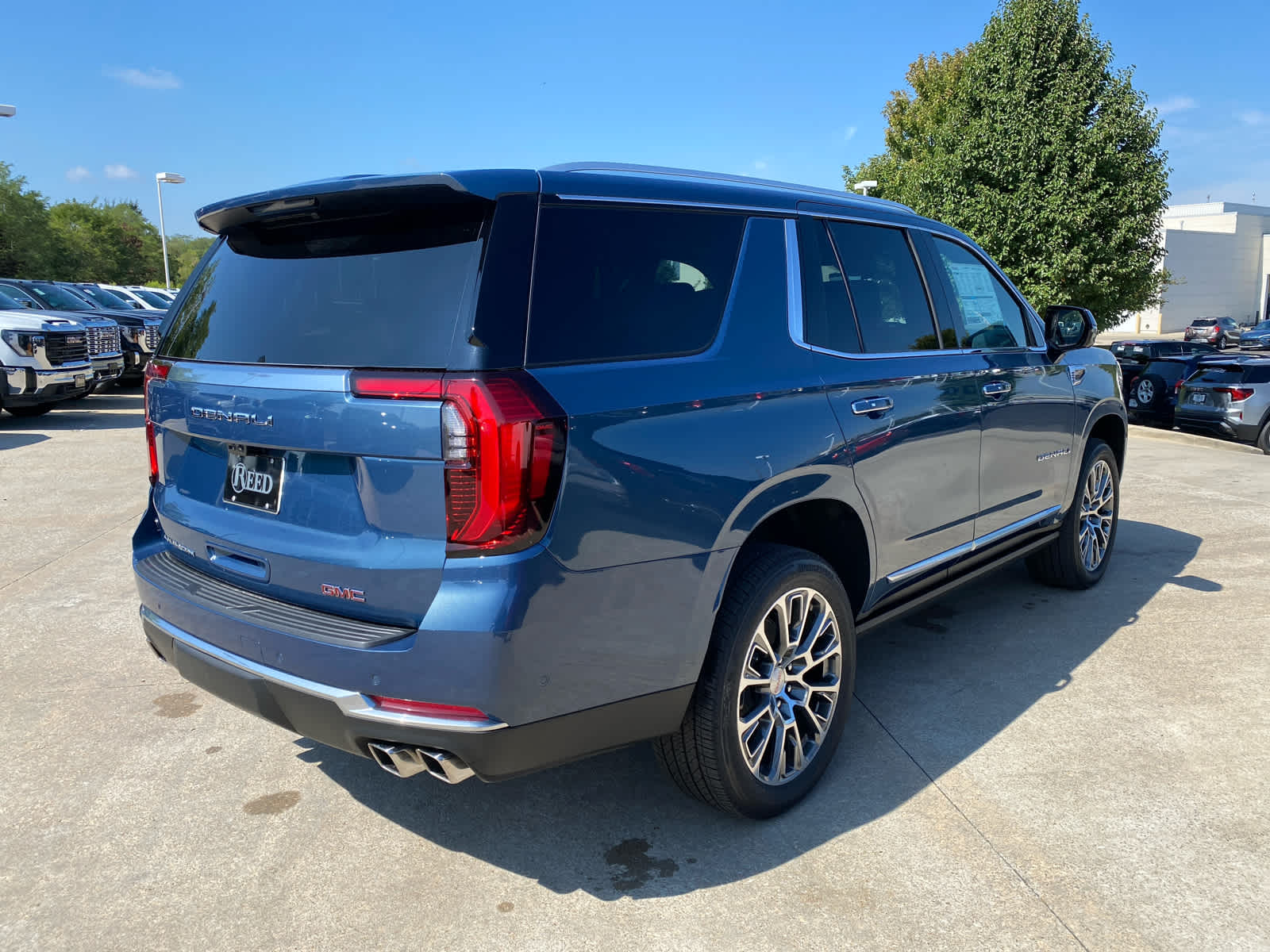 2025 Gmc Yukon Denali photo 5