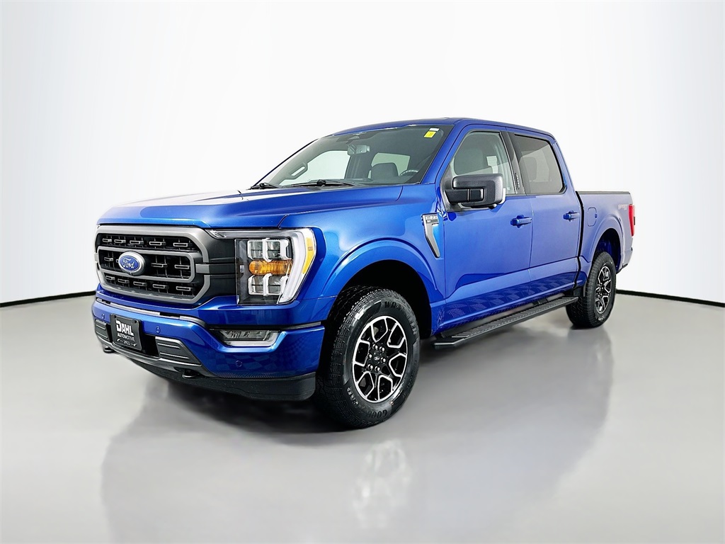 2023 Ford F-150 XLT photo 3
