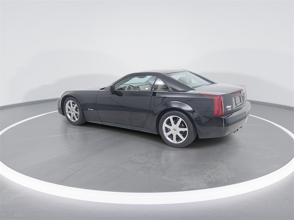 2004 Cadillac XLR Base photo 3