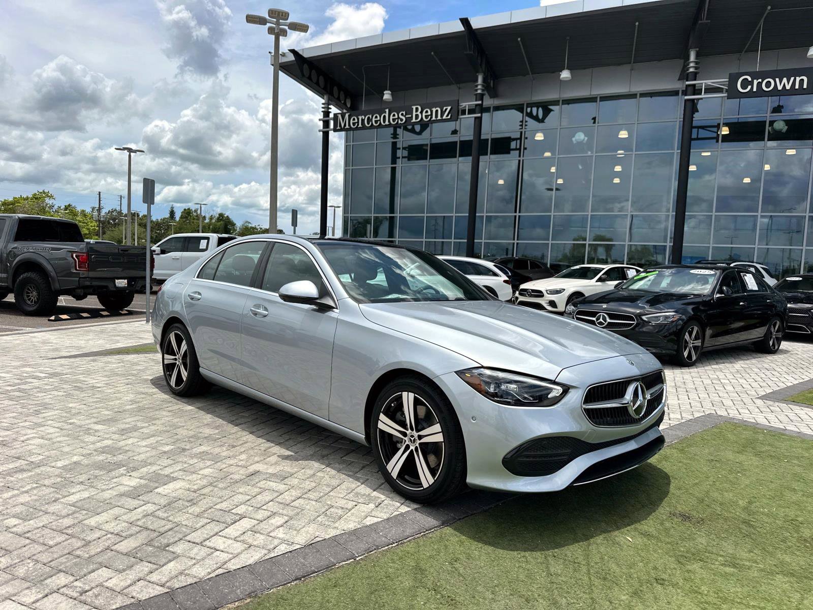 2025 Mercedes Benz C 300 photo 2