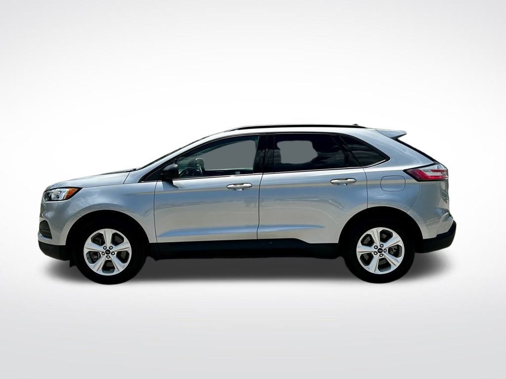 2022 Ford Edge SE photo 3