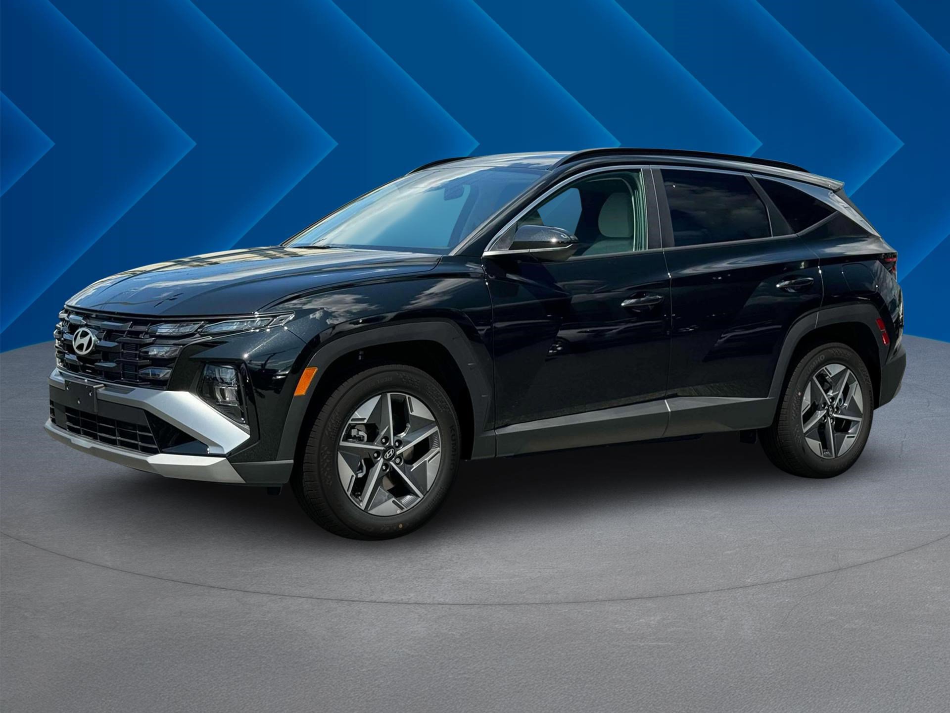 2025 Hyundai Tucson SEL photo 2