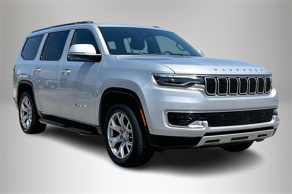 2022 Jeep Wagoneer Series II's photo