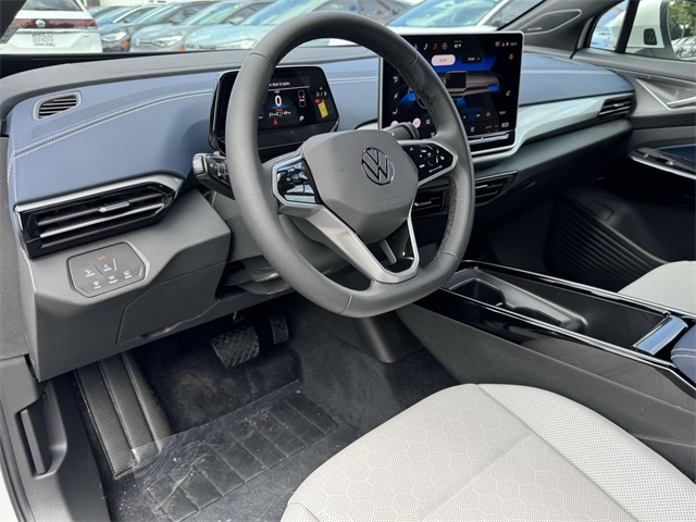 2025 Volkswagen ID.4 Pro Plus photo 2