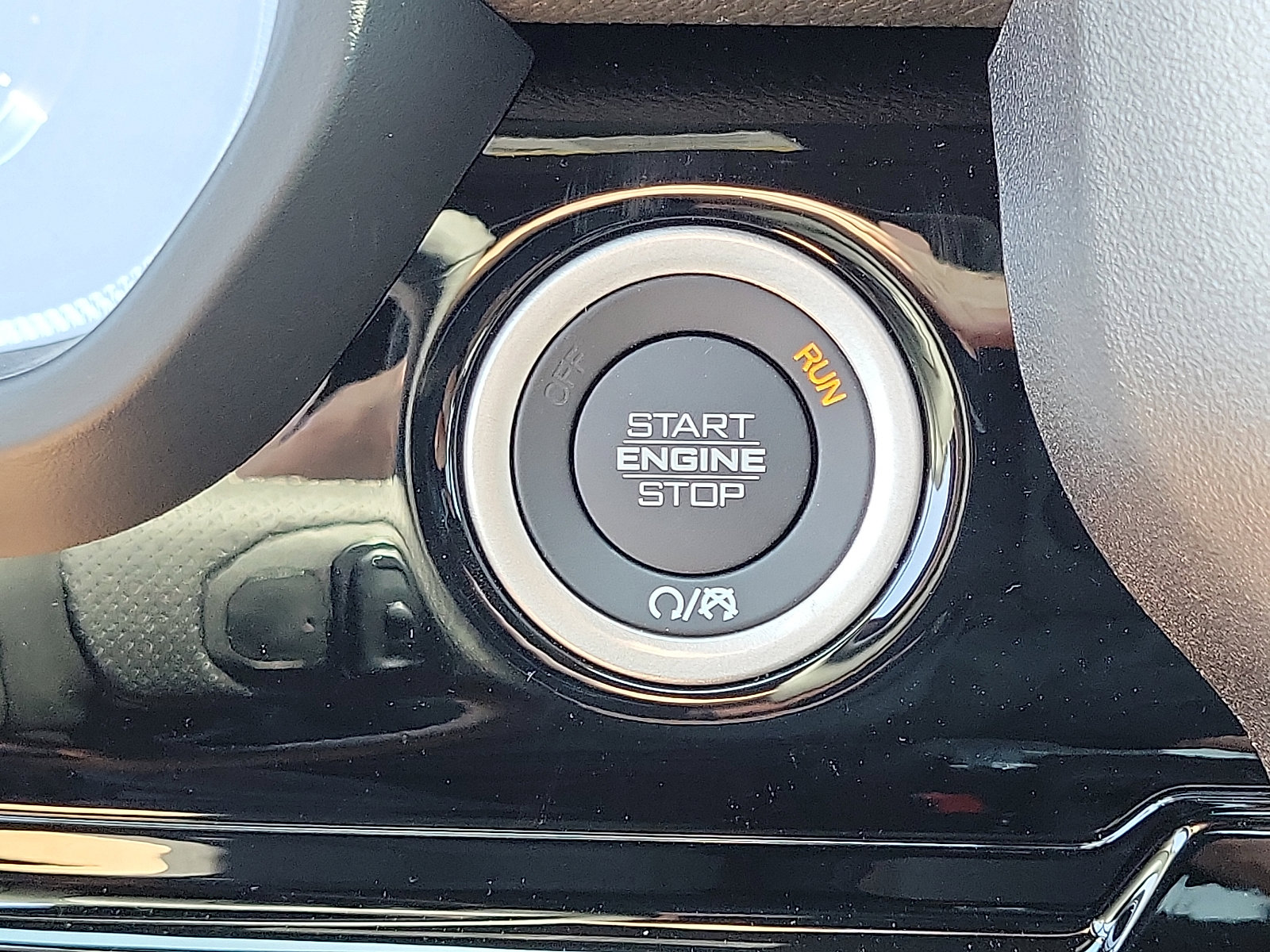 2026 Ram 1500 Rebel photo 10