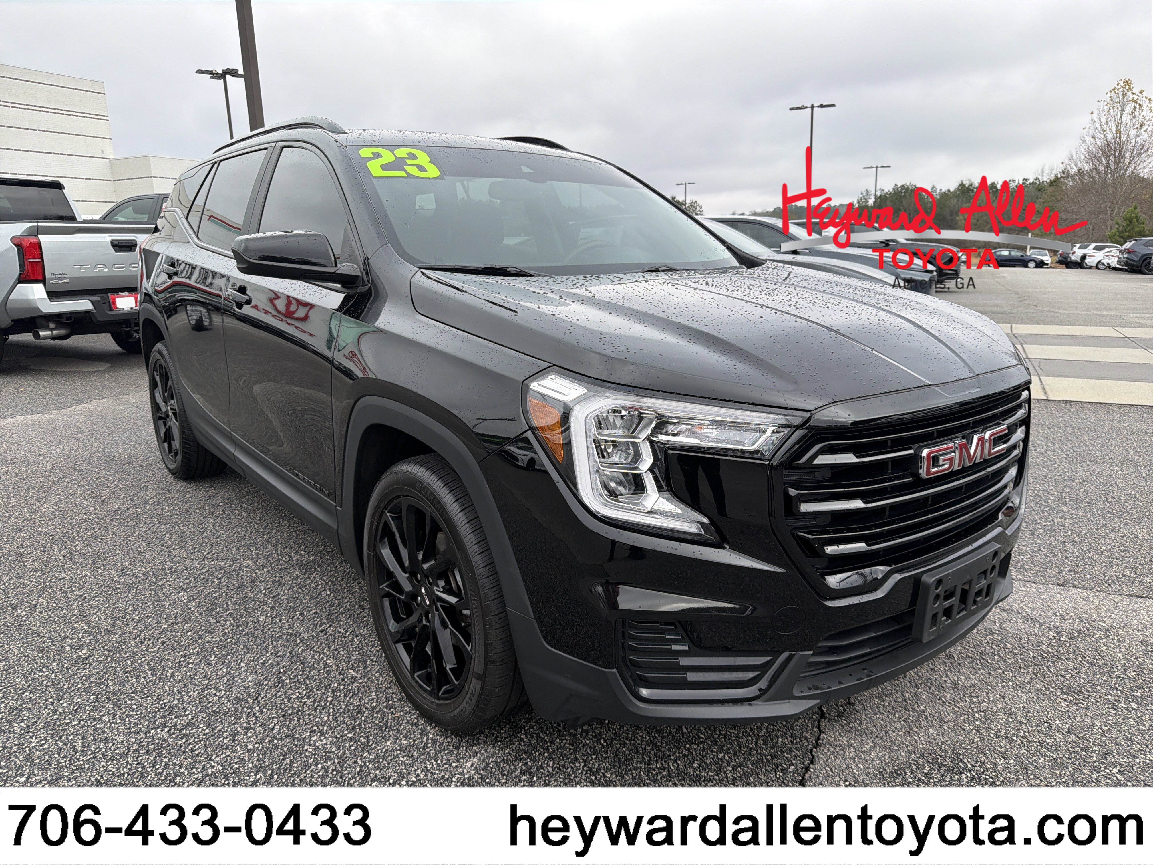 2023 GMC Terrain SLE's photo