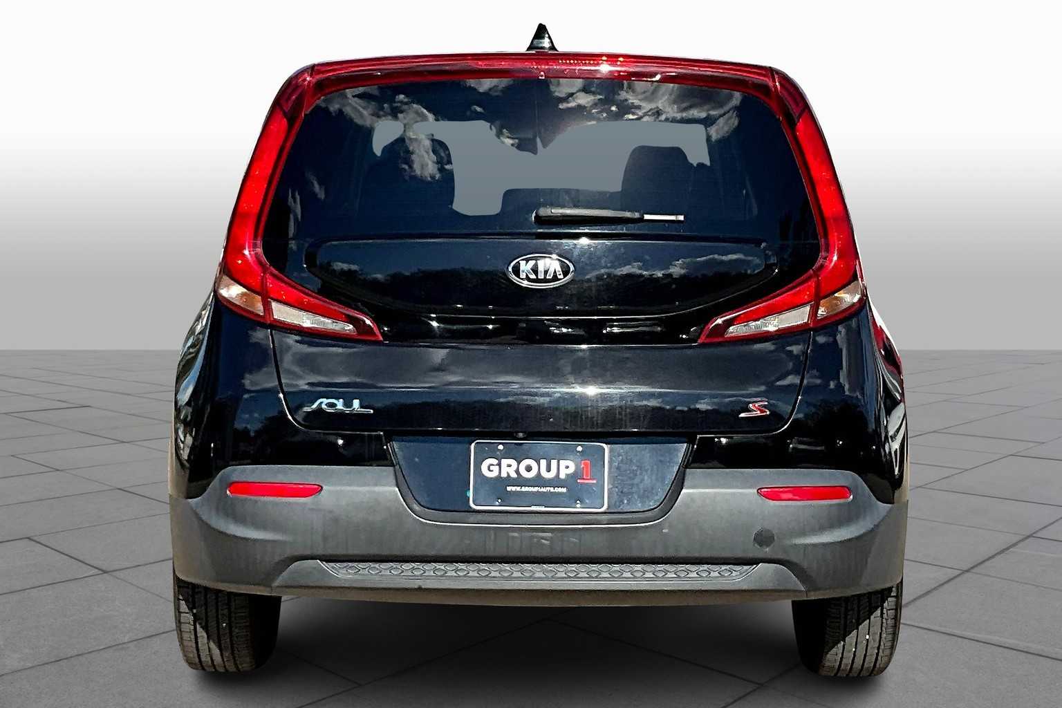 2021 Kia Soul S photo 3