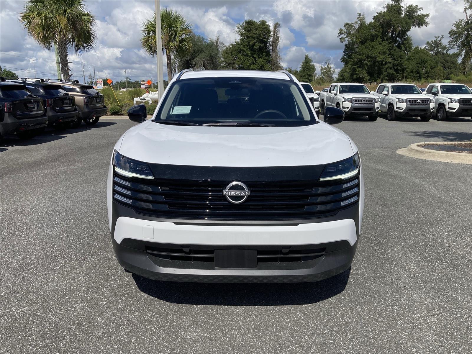 2026 Nissan Kicks SV photo 3