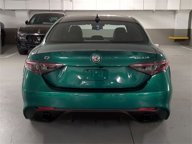 2025 Alfa Romeo Giulia Base photo 6