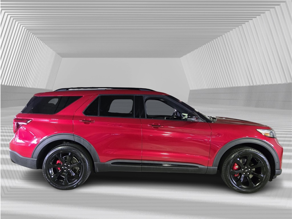 2020 Ford Explorer ST photo 2