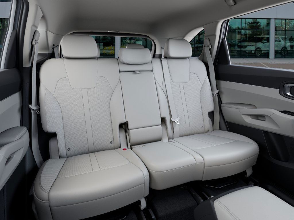 2025 Kia Sorento S photo 15