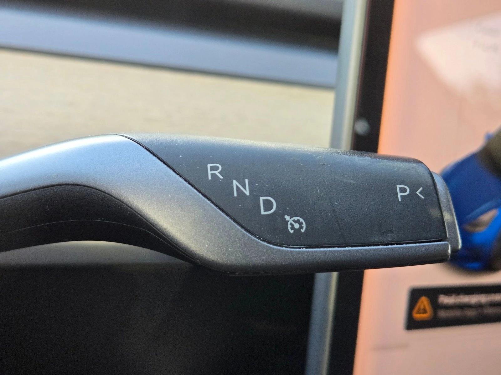 2019 Tesla Model 3 Standard Range Plus photo 13
