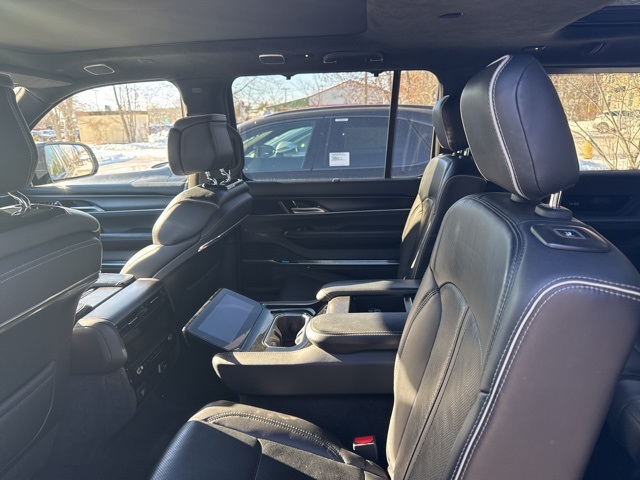 Image of Pre-Owned 2024 Jeep Grand Wagoneer L Series II
