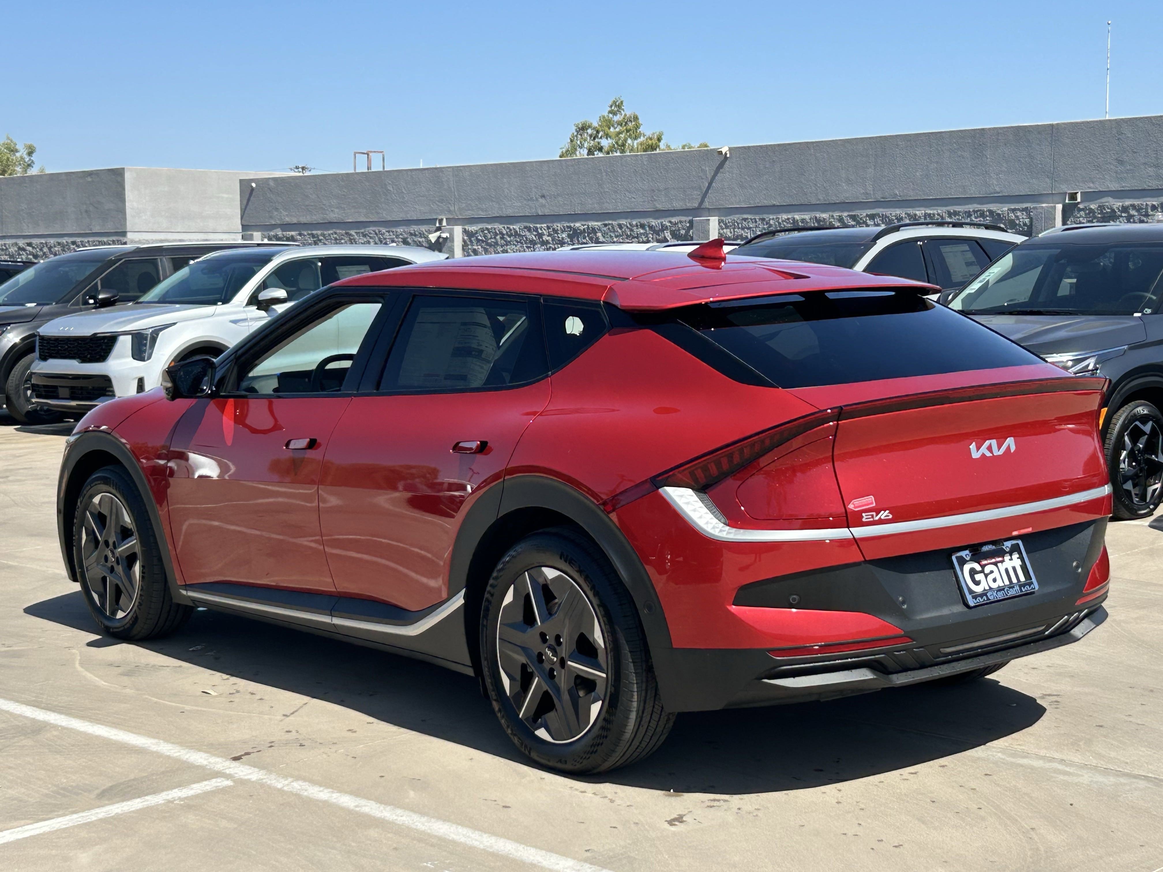 2025 Kia EV6 Light photo 3