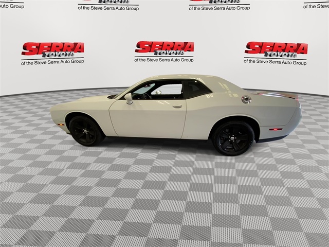 2019 Dodge Challenger SXT photo 6