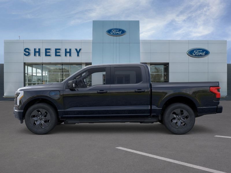 2025 Ford F-150 Lightning photo 4