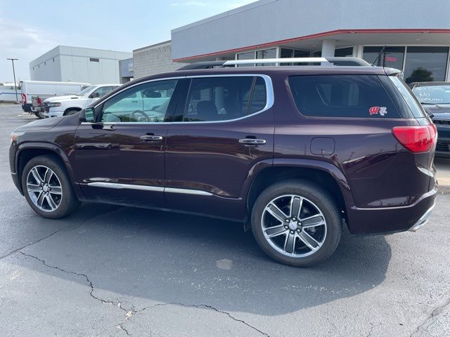2018 Gmc Acadia Denali photo 2