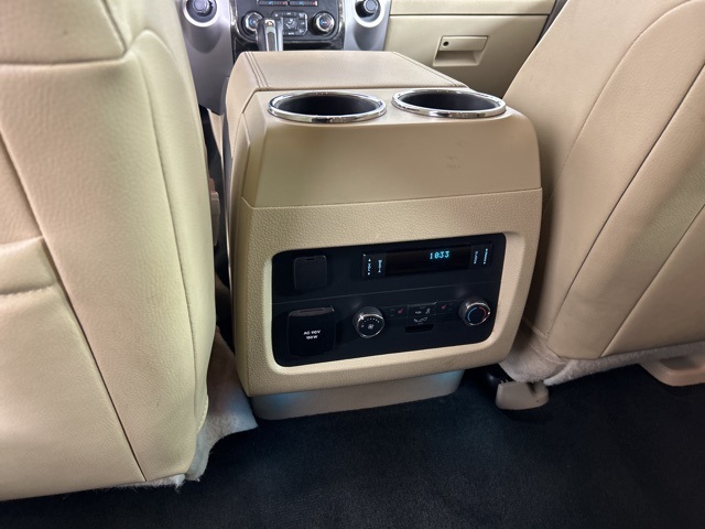 2016 Ford Expedition Limited photo 17