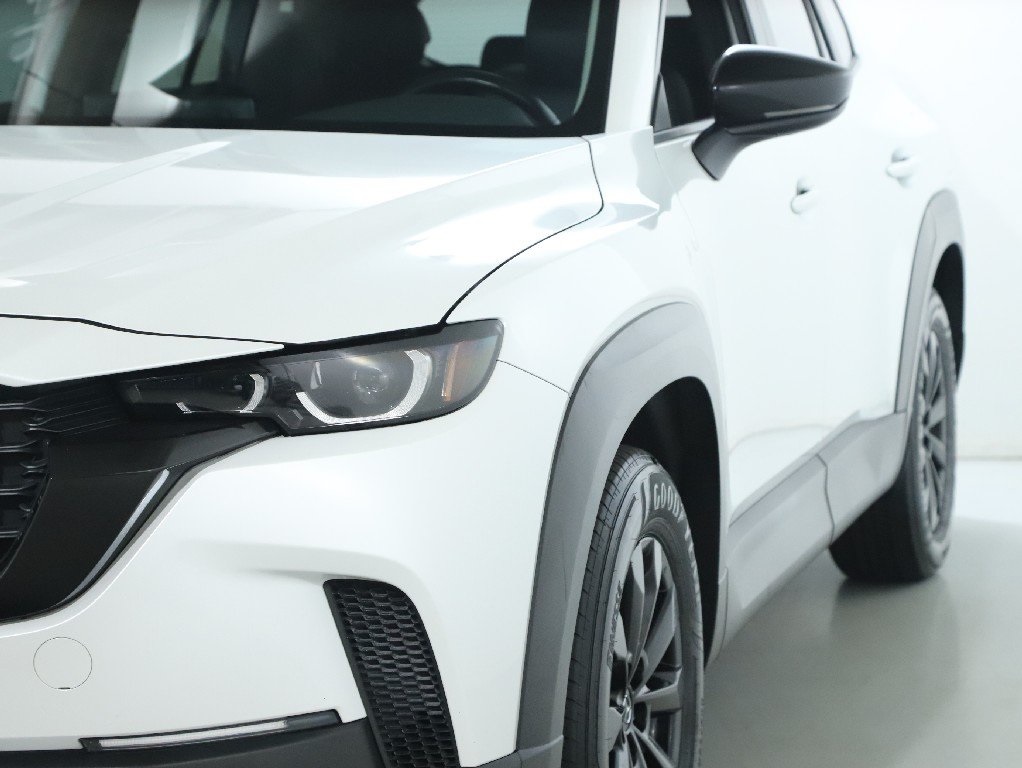 2023 Mazda CX-50 2.5 Preferred Plus photo 4