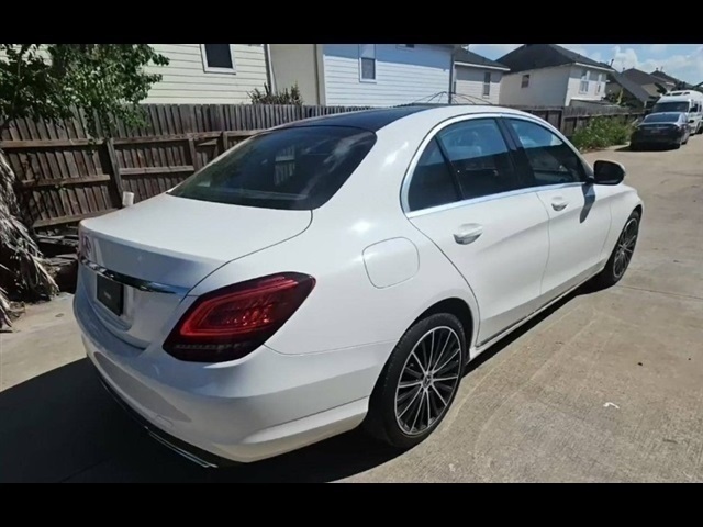 2019 Mercedes Benz C 300 photo 2