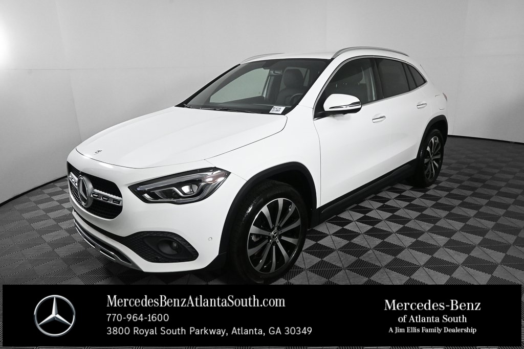 2023 Mercedes-Benz GLA Base's photo