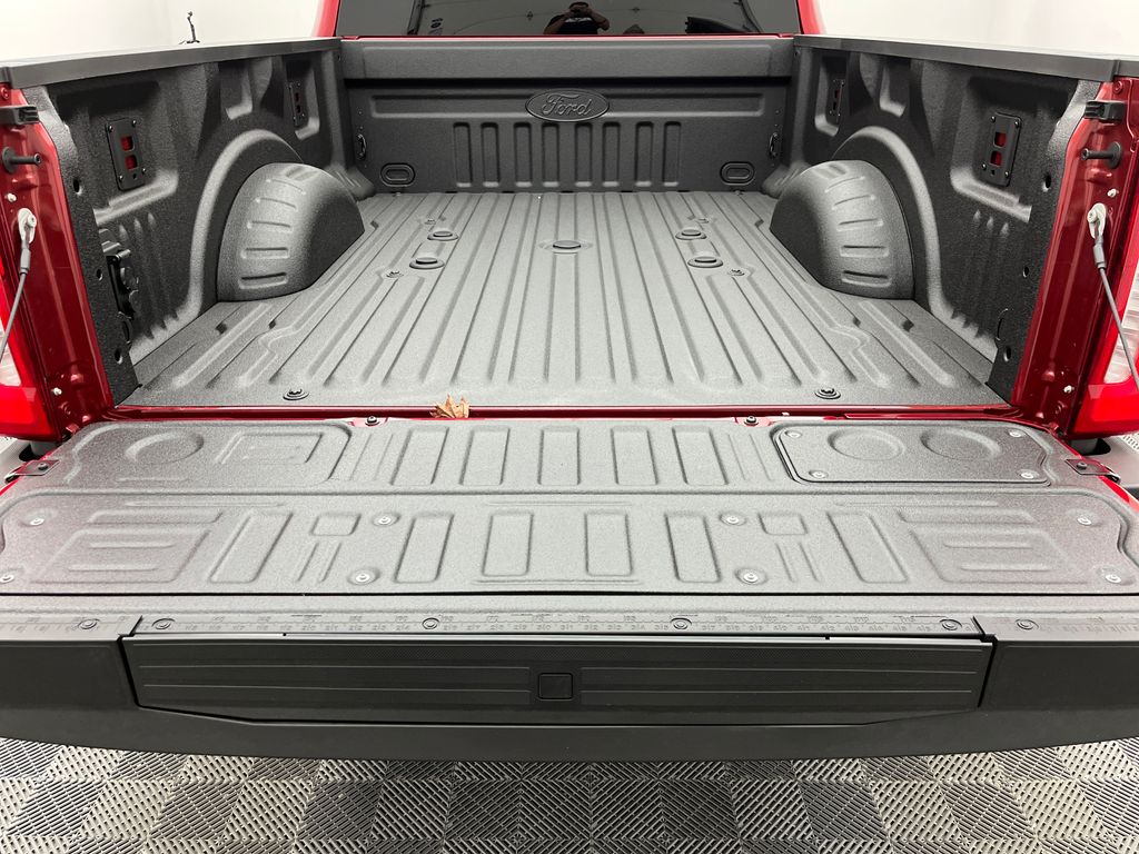 2026 Ford F-250 XLT photo 14