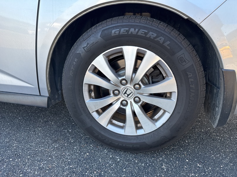 2015 Honda Odyssey EX photo 5