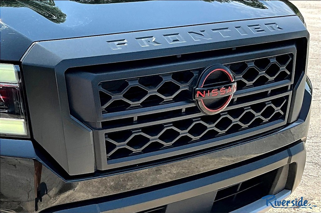 2023 Nissan Frontier PRO-4X photo 29