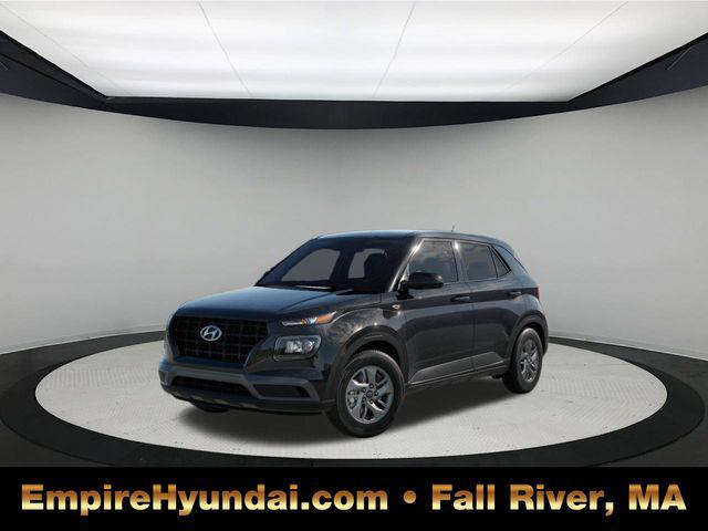 2026 Hyundai Venue SE's photo