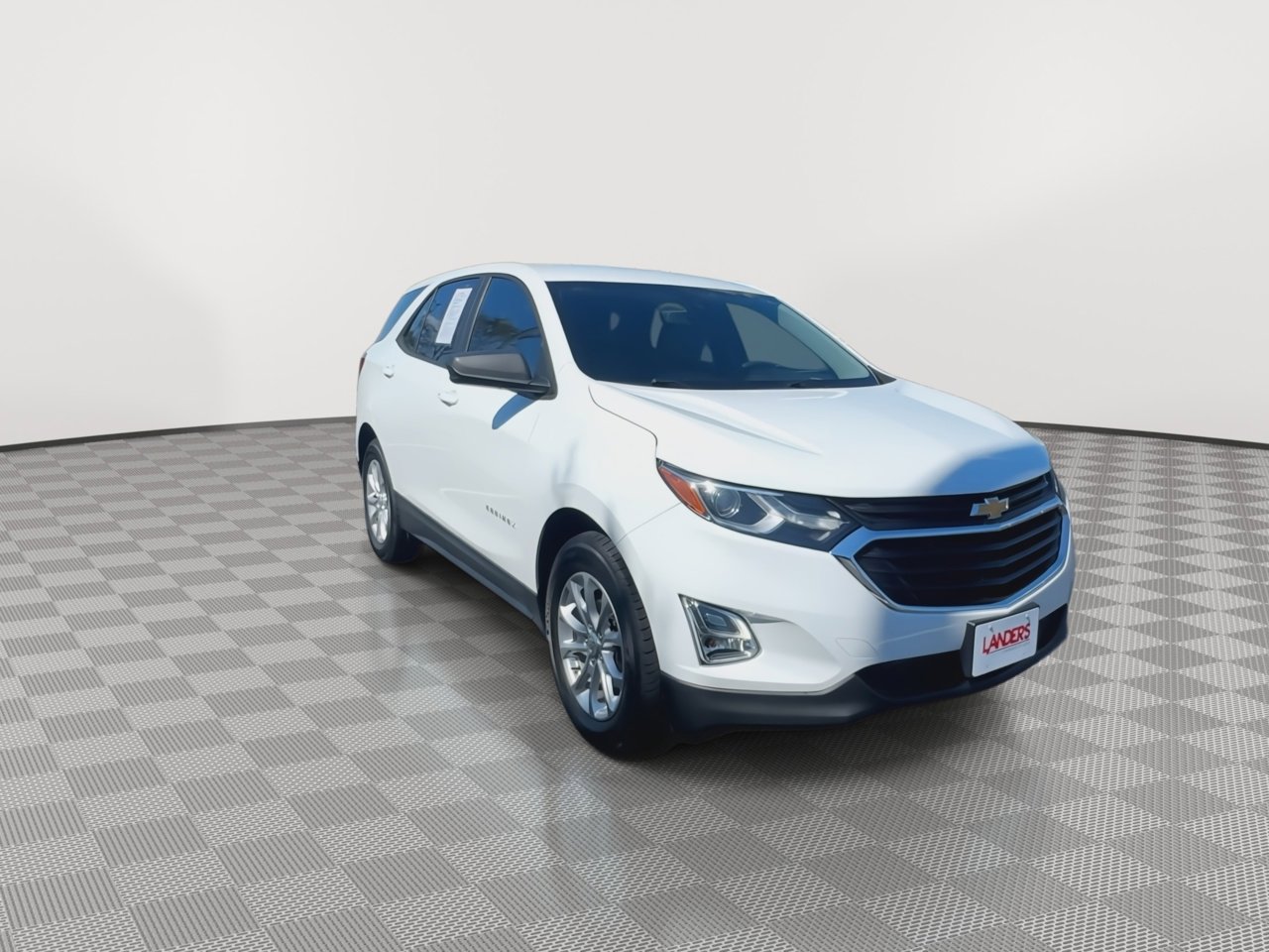 2020 Chevrolet Equinox LS photo 3